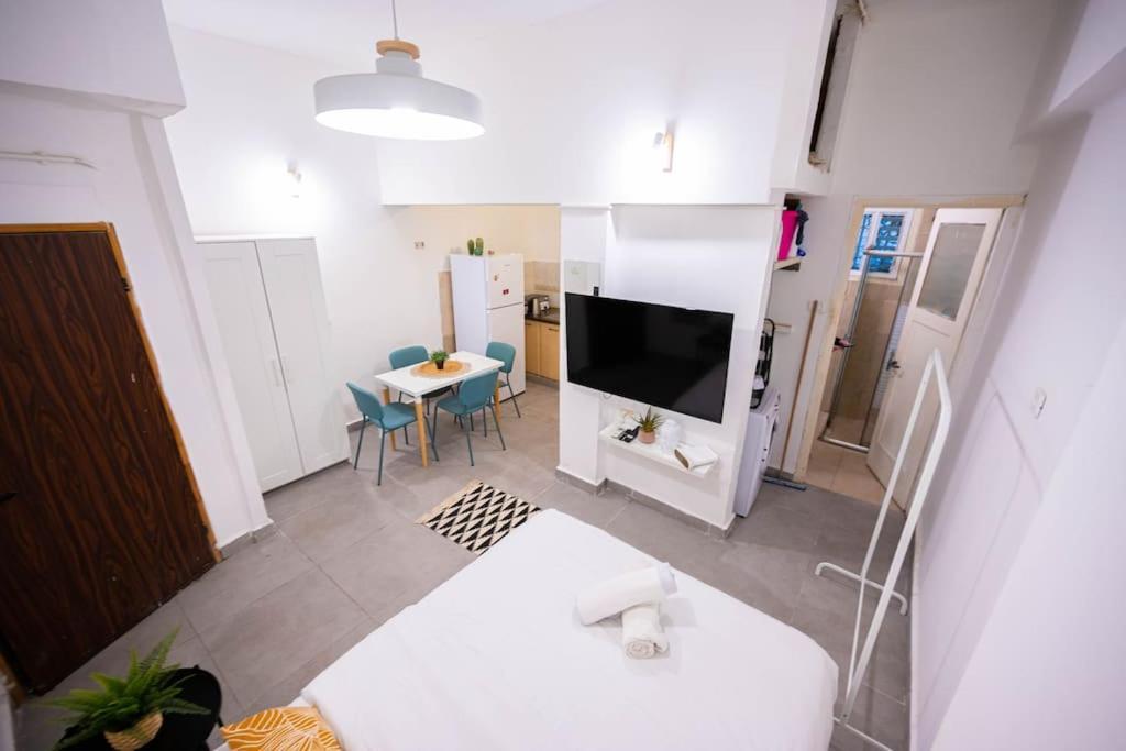 Studio Apartment In Ben Yehuda Cozy And Convinent Tel Aviv-Jaffa Exterior foto